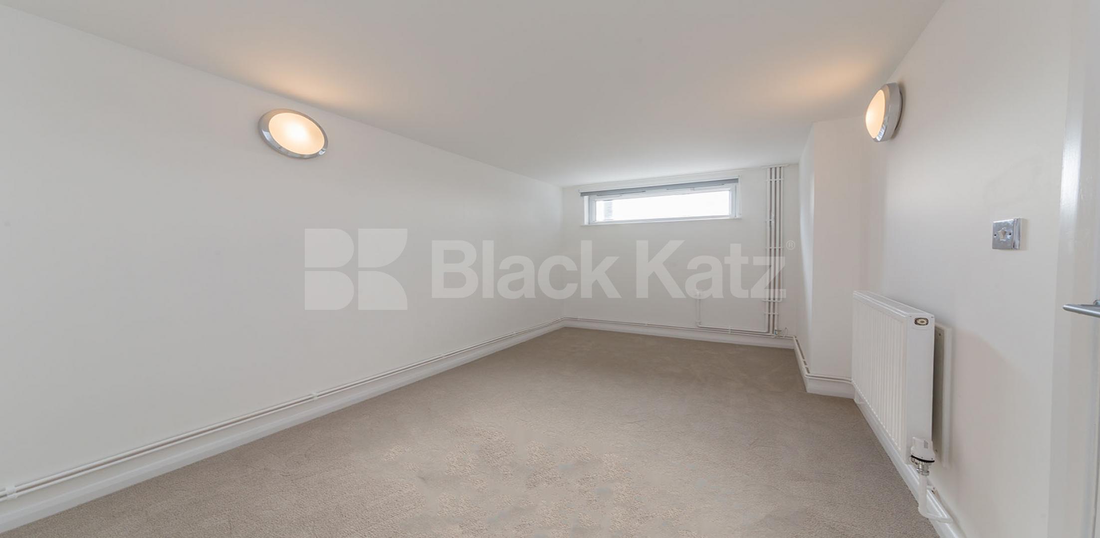 			STUNNING WAREHOUSE APARTMENT, 2 Bedroom, 1 bath, 1 reception Flat			 ABILITY PLAZA-KINGSLAND ROAD, DALSTON/HAGGERSTON